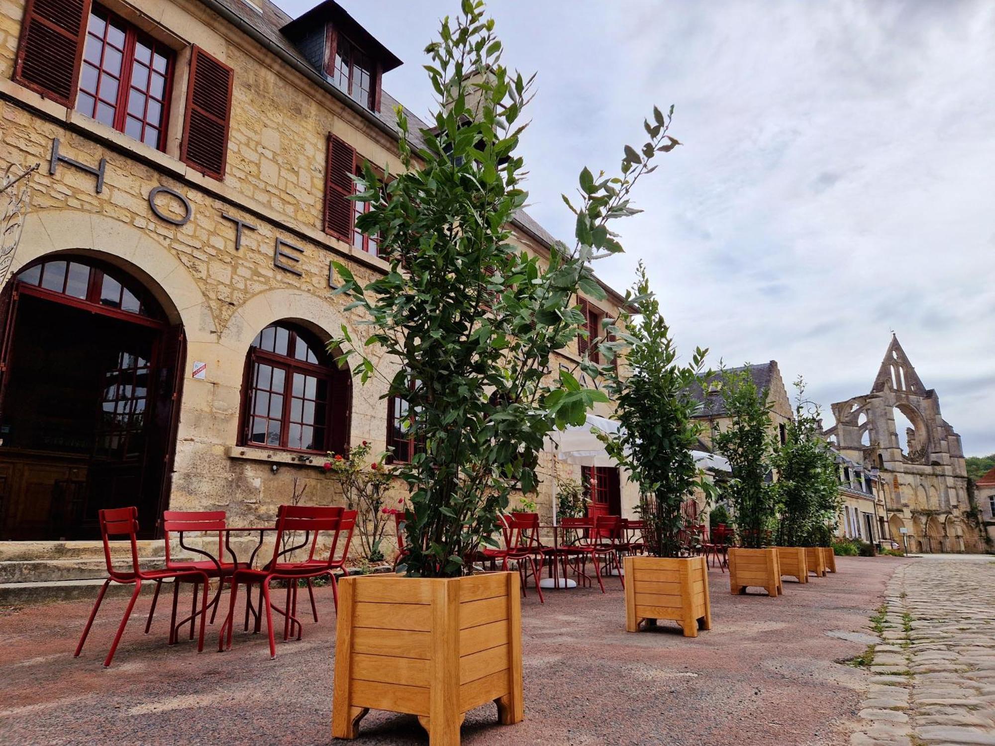 Hotel De L'Abbaye De Longpont Exterior foto